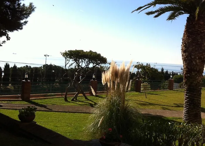 Facing The Mediterranean In The Center דירה *